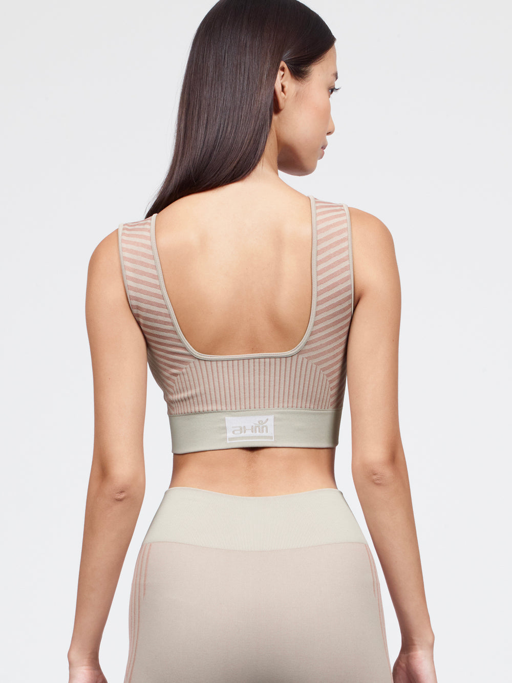 Scoop neck sport bra in tranquil taupe