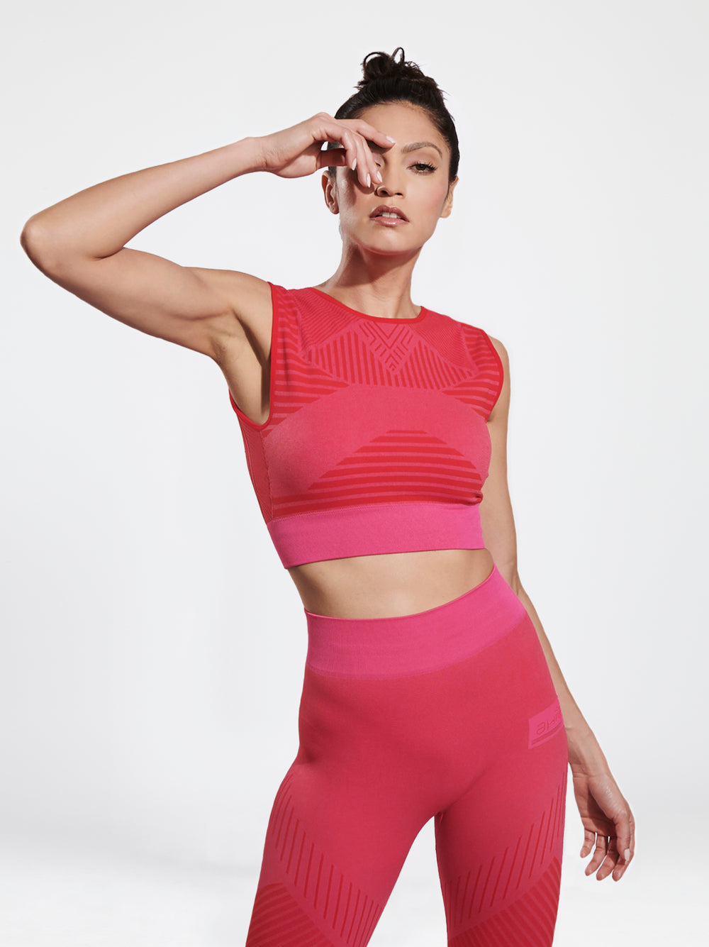 Antibacterial Sports Bra And Yoga Pants Set-Pink