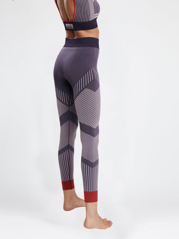 high waist flow legging in heather navy