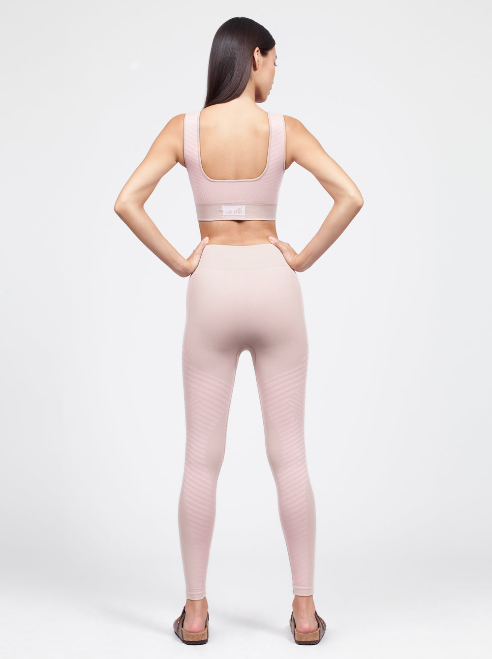 compression sport bra with compression legging set in desert light