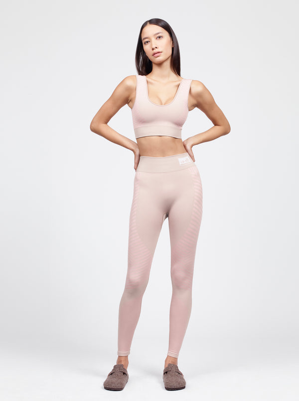 compression sport bra with compression legging set in desert light