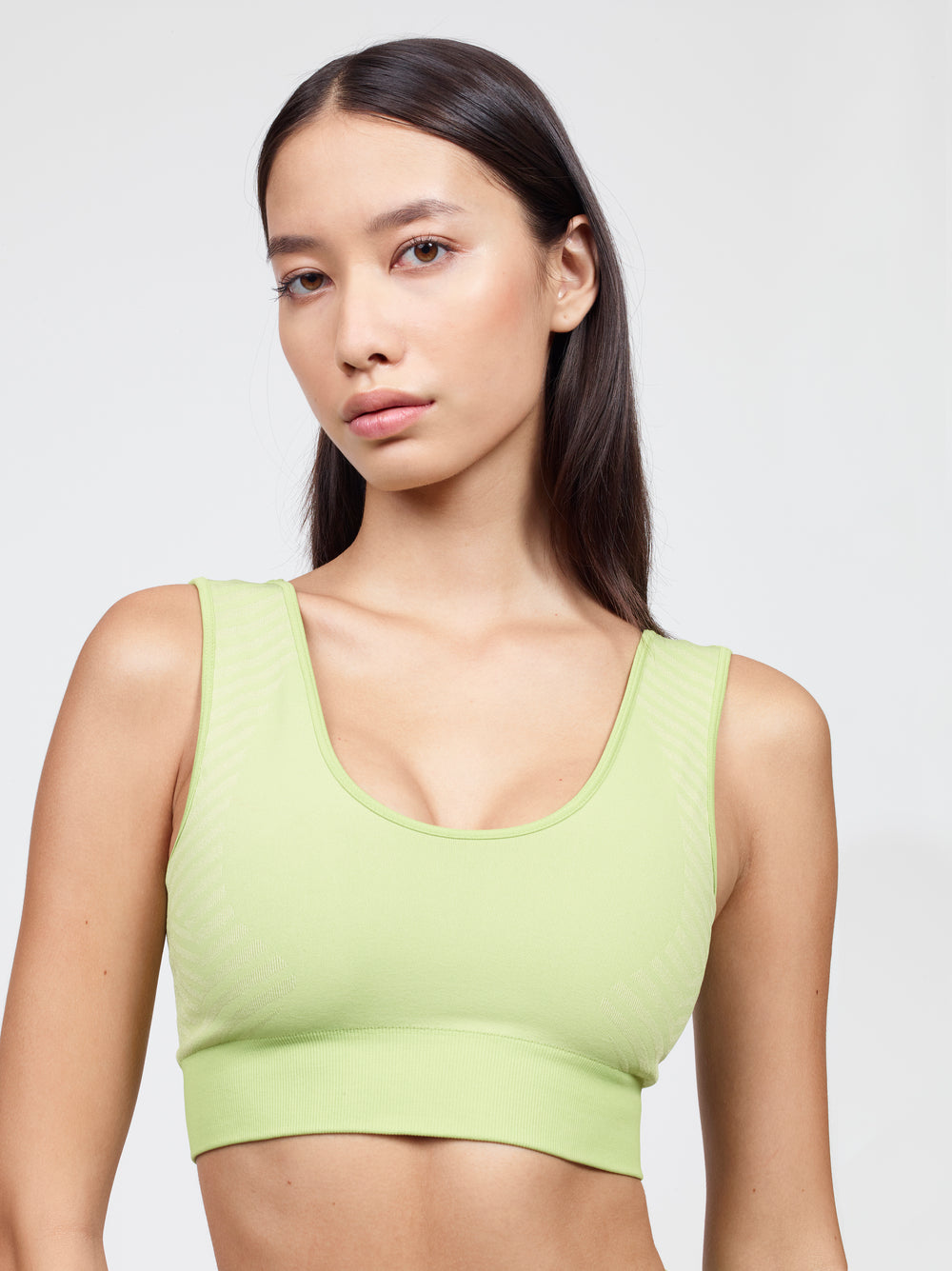 scoop neck sport bra in mint tea